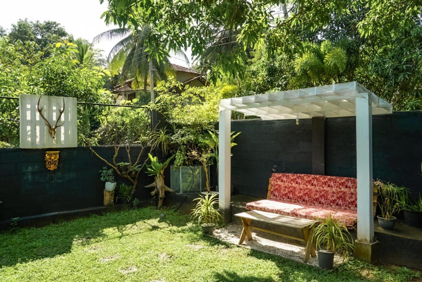 Cozy House Hotel Udawalawe Exterior foto